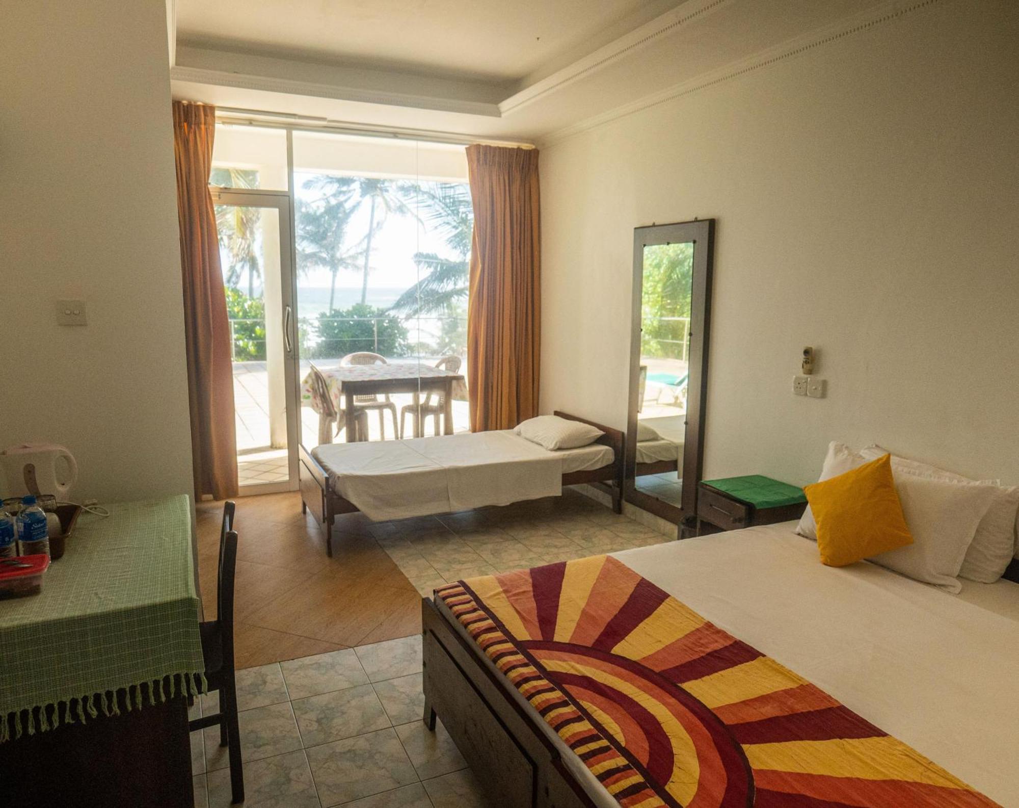 Amaya Beach Hotel Dikwella Екстер'єр фото