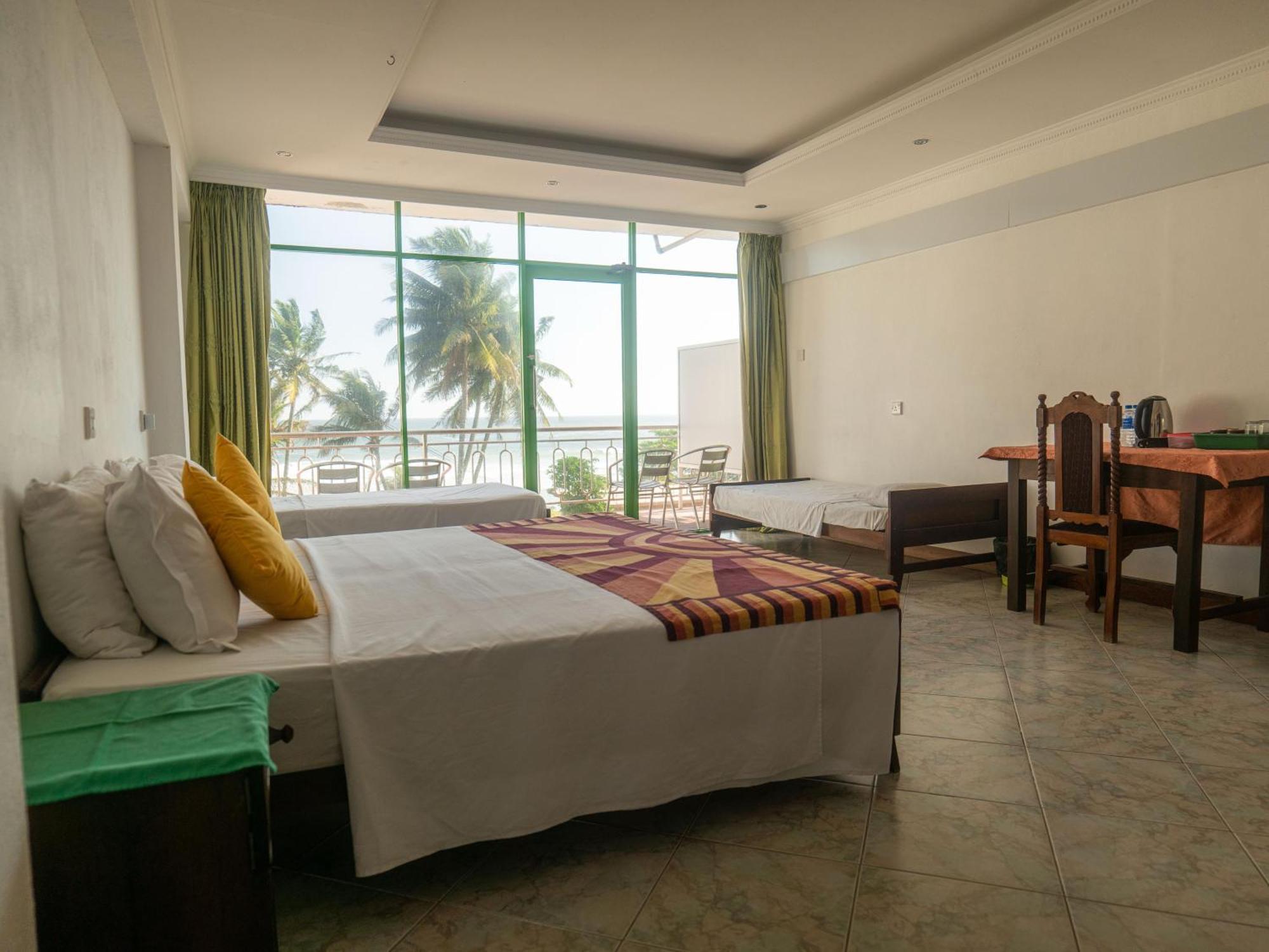 Amaya Beach Hotel Dikwella Екстер'єр фото